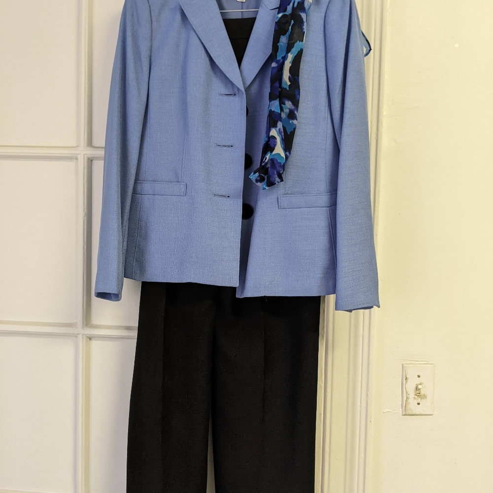 Le Suit Pants Suit 10P